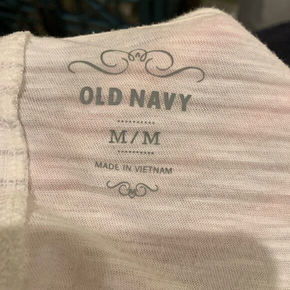 Old Navy long sleeve 🤍 - Picture 2 of 5